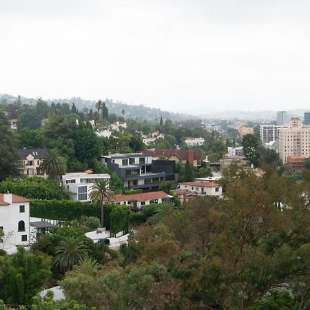 Hollywood Hills Hotel Лос-Анджелес Экстерьер фото